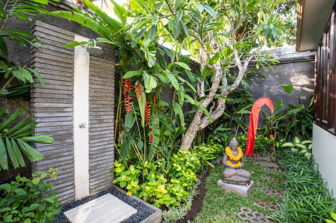 Villa Saffron Seminyak  Exterior photo