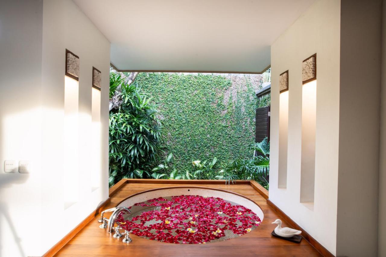 Villa Saffron Seminyak  Exterior photo